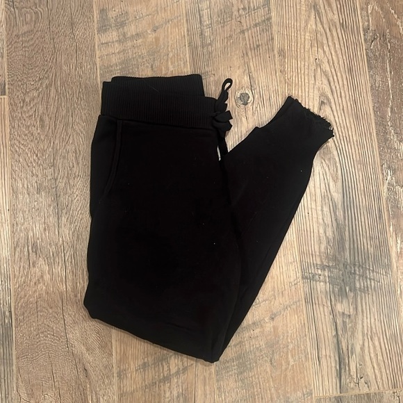 Minnie Rose Pants - Minnie Rose Woman’s Black Sweatpants Size Extra Small